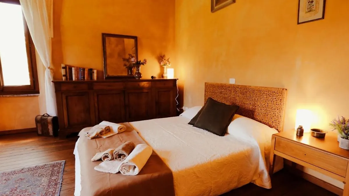 Apartment In Villa Il Ciliegio Prato