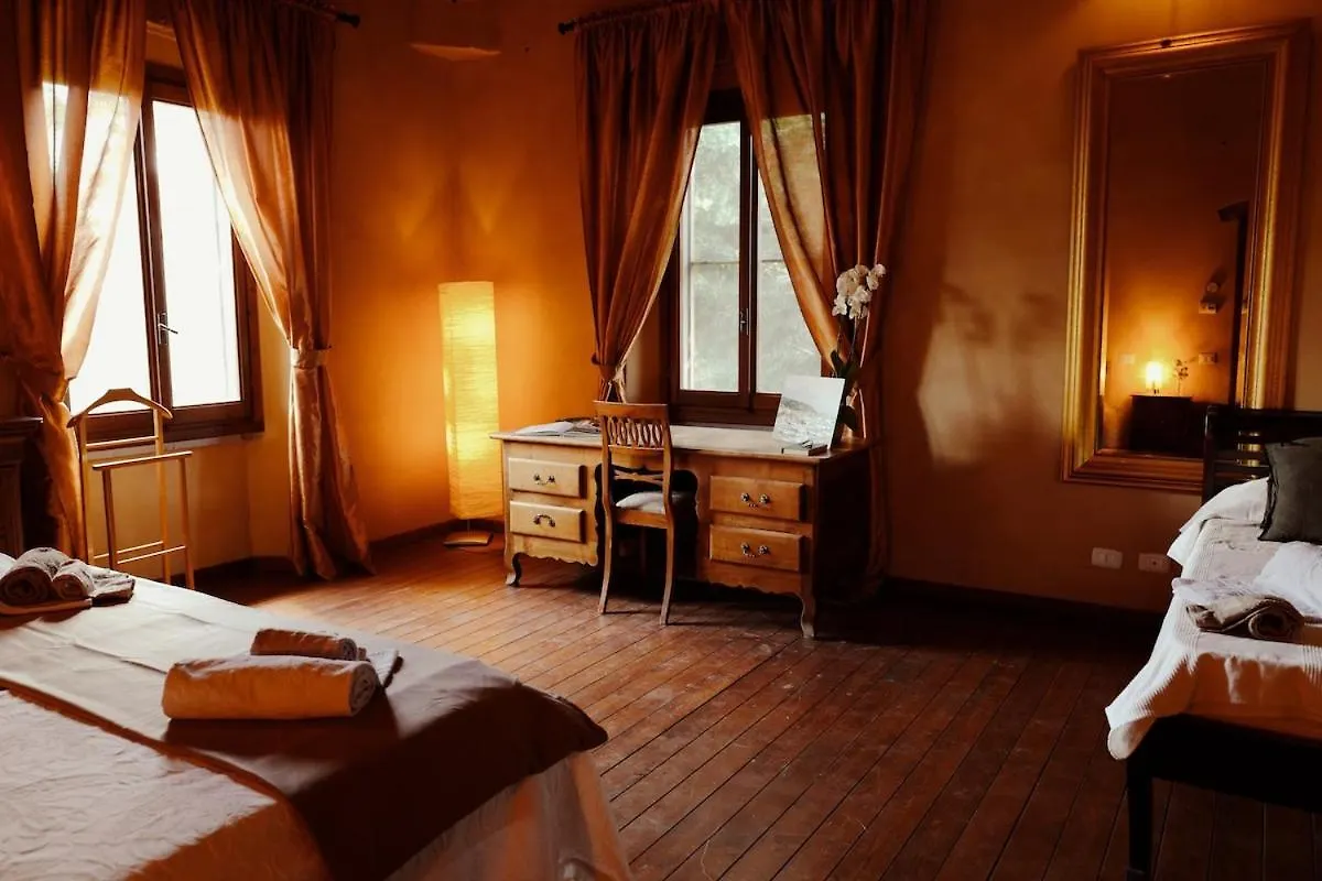 Apartment In Villa Il Ciliegio Prato  Italy