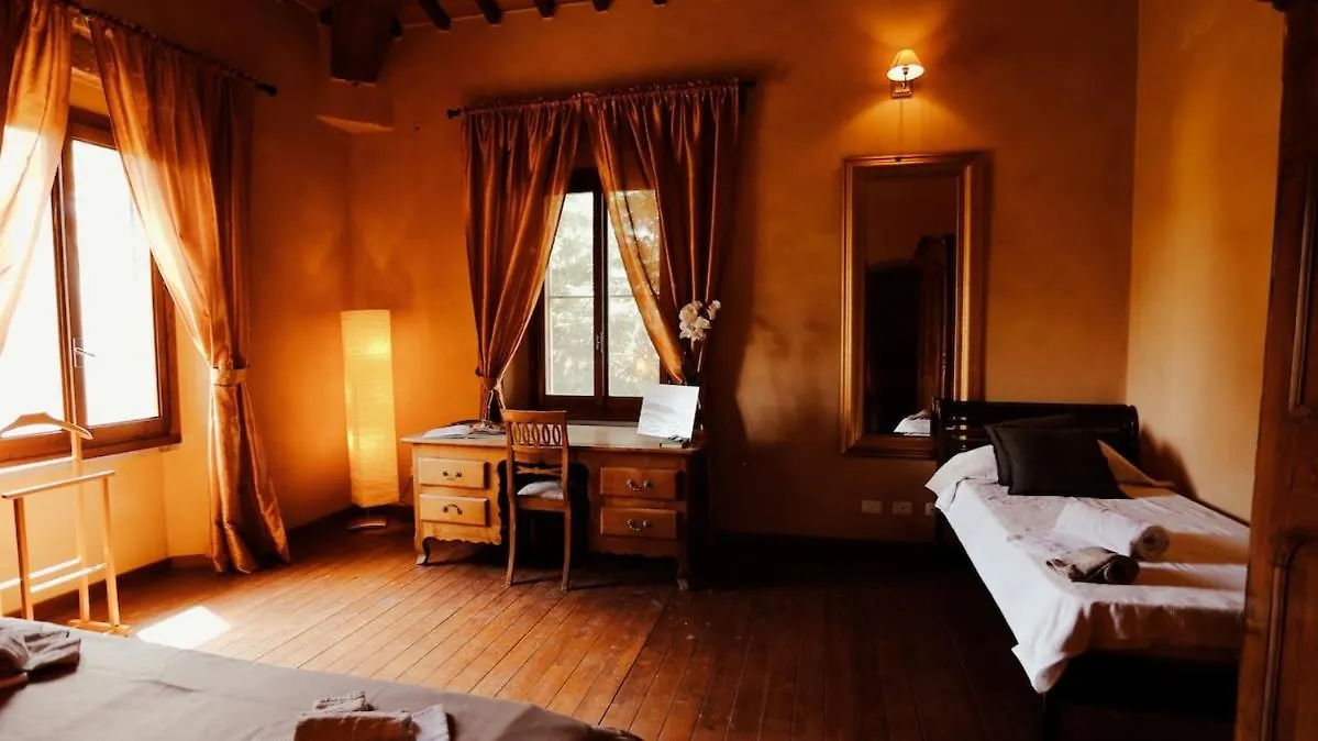Apartment In Villa Il Ciliegio Prato  Italy
