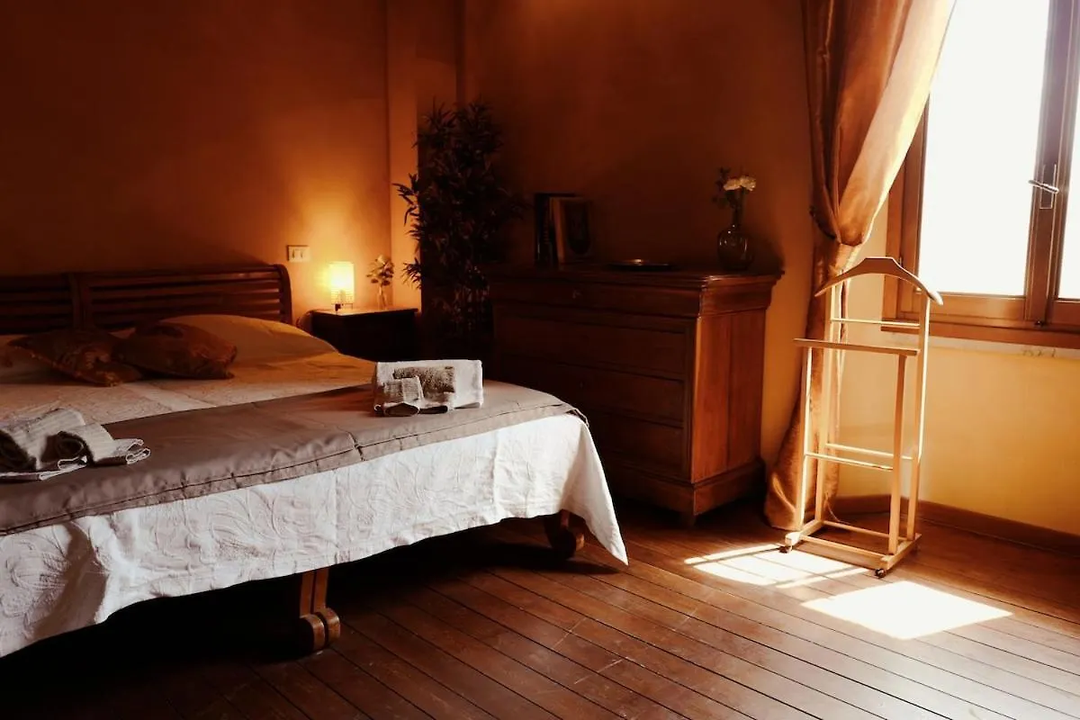 Apartment In Villa Il Ciliegio Prato