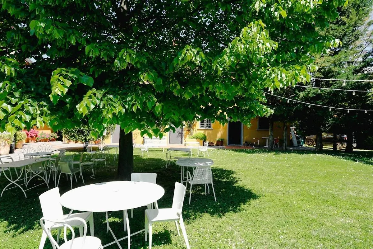 Apartment In Villa Il Ciliegio Prato  Italy